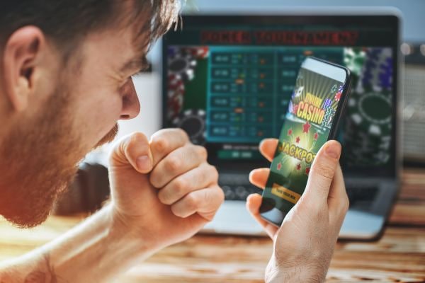 Dashboard poin turnamen dan posisi pemain